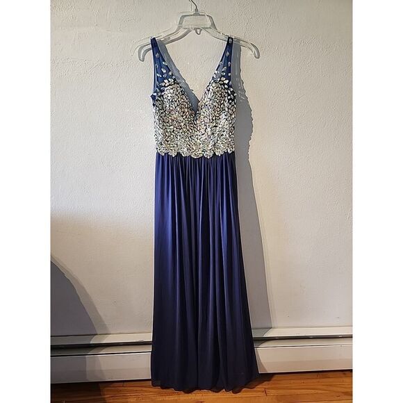 Navy Mesh Low Cut JVN BY JOVANI PROM/PAGEANT/FORMAL DRESS/GOWN READ Size 6 - Picture 1 of 6